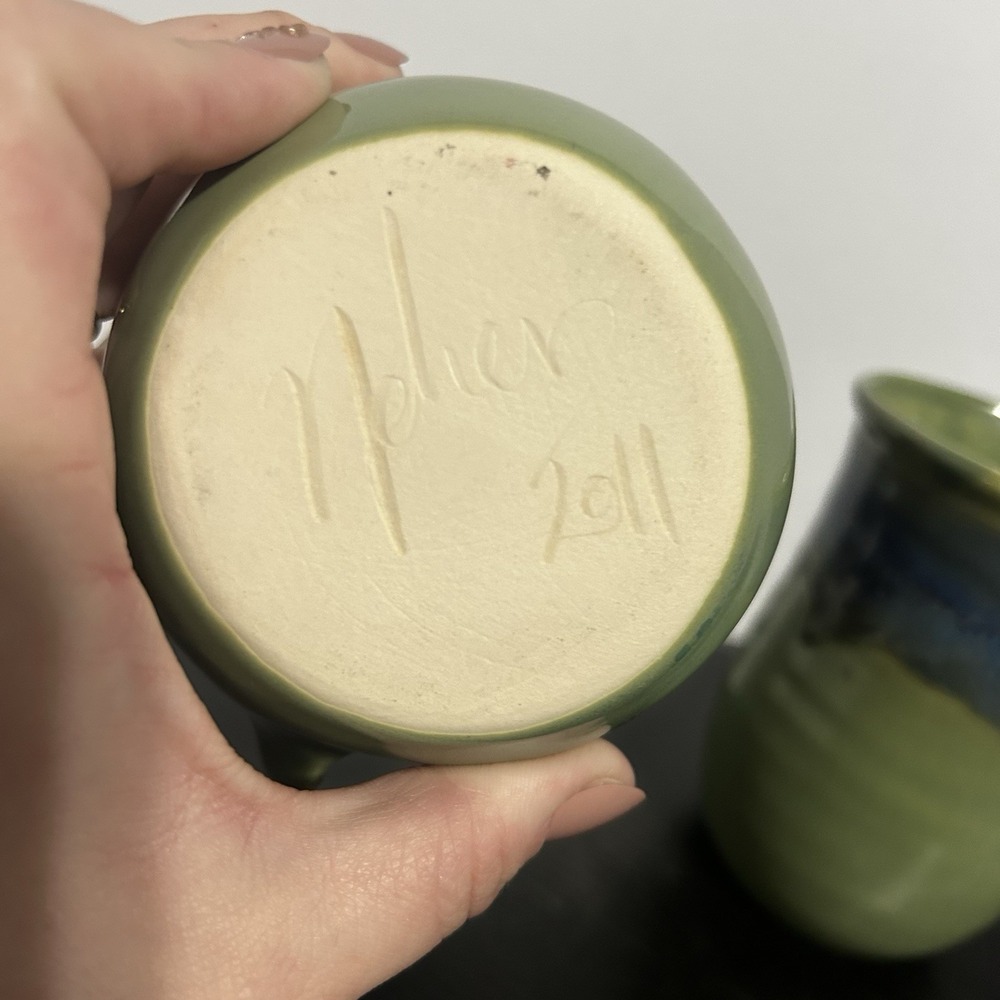 Neher Handmade ceramic mugs with a unique design and vibrant colored glazes - Picture 9 of 9